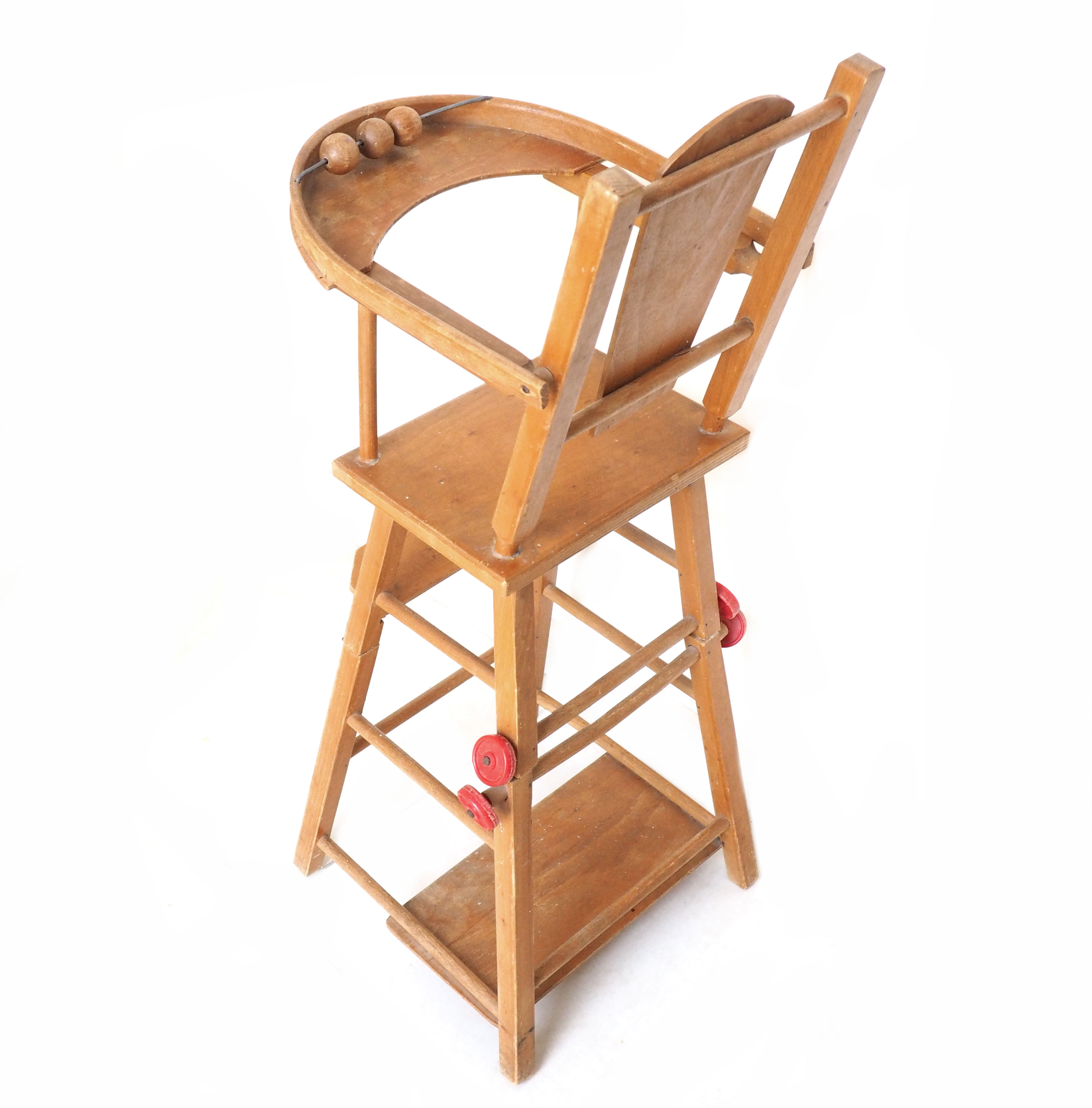 Chaise haute en bois