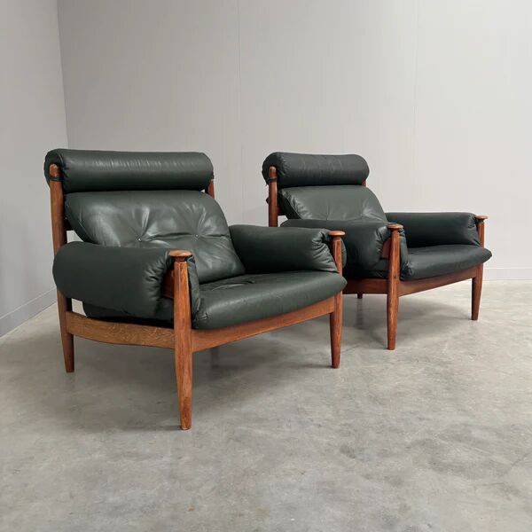 Fauteuils par Eric Merthen pour Ire Möbel AB, années 1960.