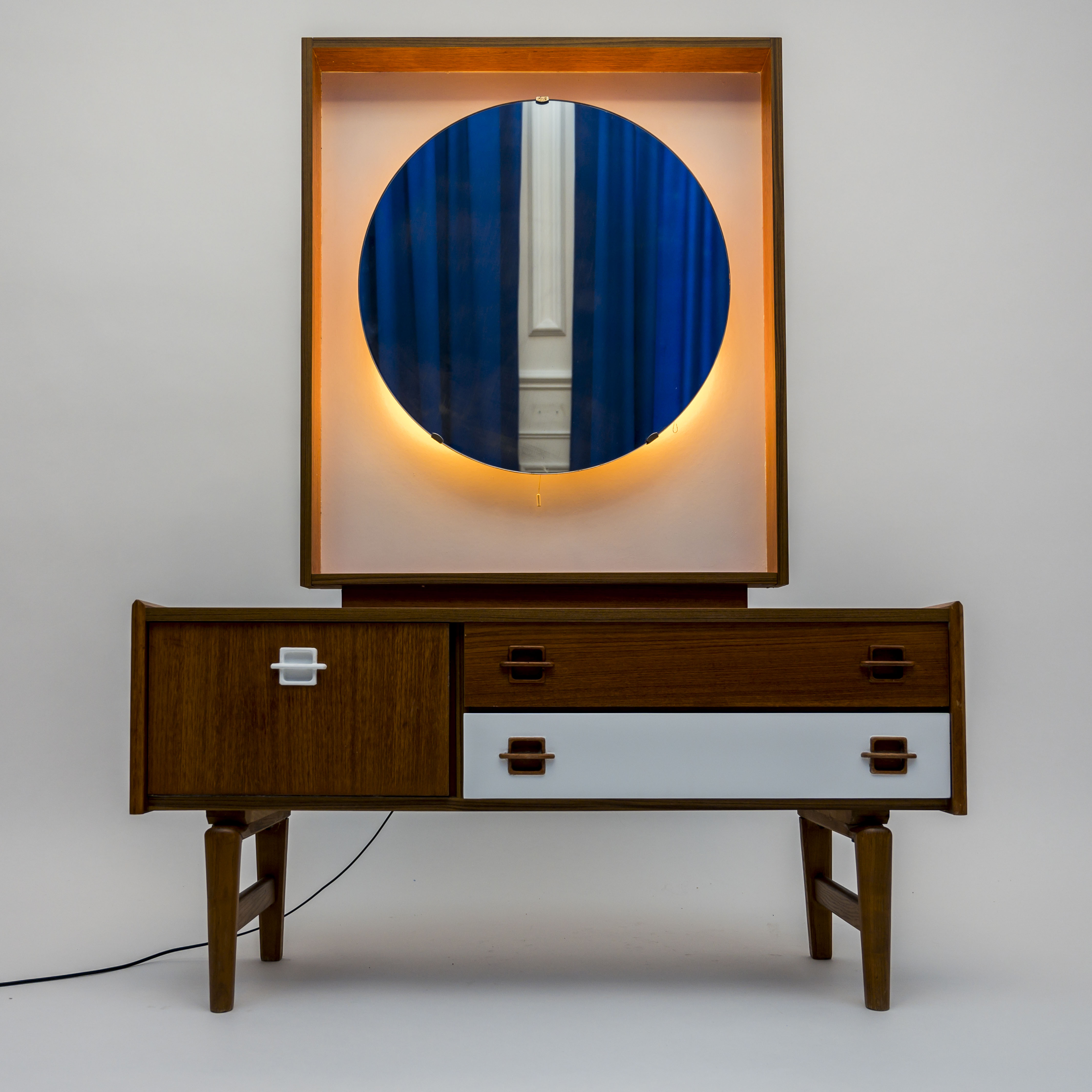 50s two-tone dressing table