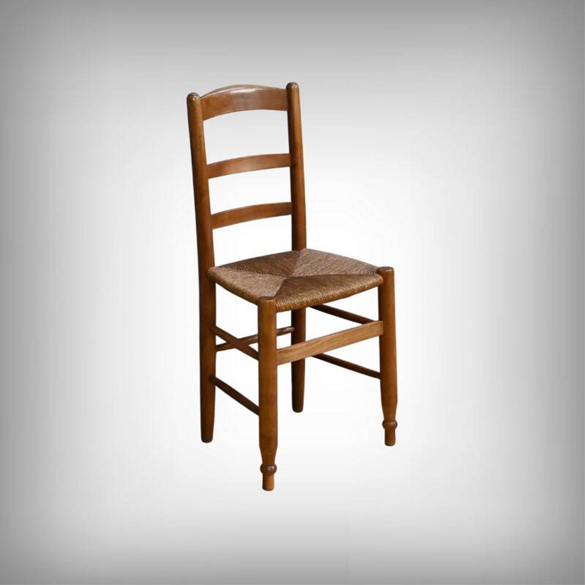 Paire de chaises paillées en merisier – fin XIXe