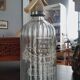 Syphon de bar anglais année 40 en verre moulé et bakélite
