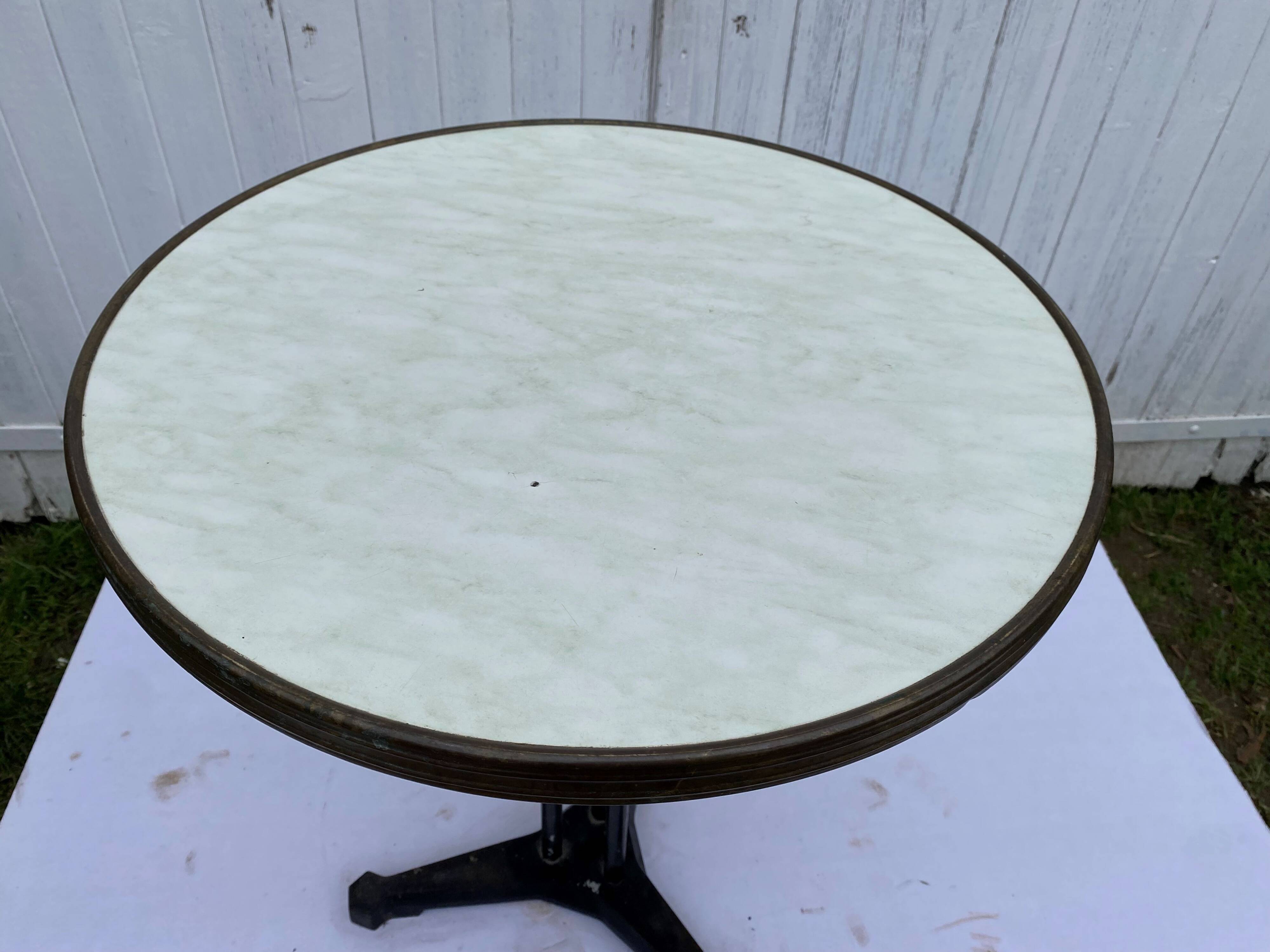 Round bistro table bar cafe terrace cast iron foot 1950
