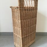 Clothes basket or wicker bread hut