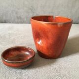 Enamelled stoneware tea cup and bowl