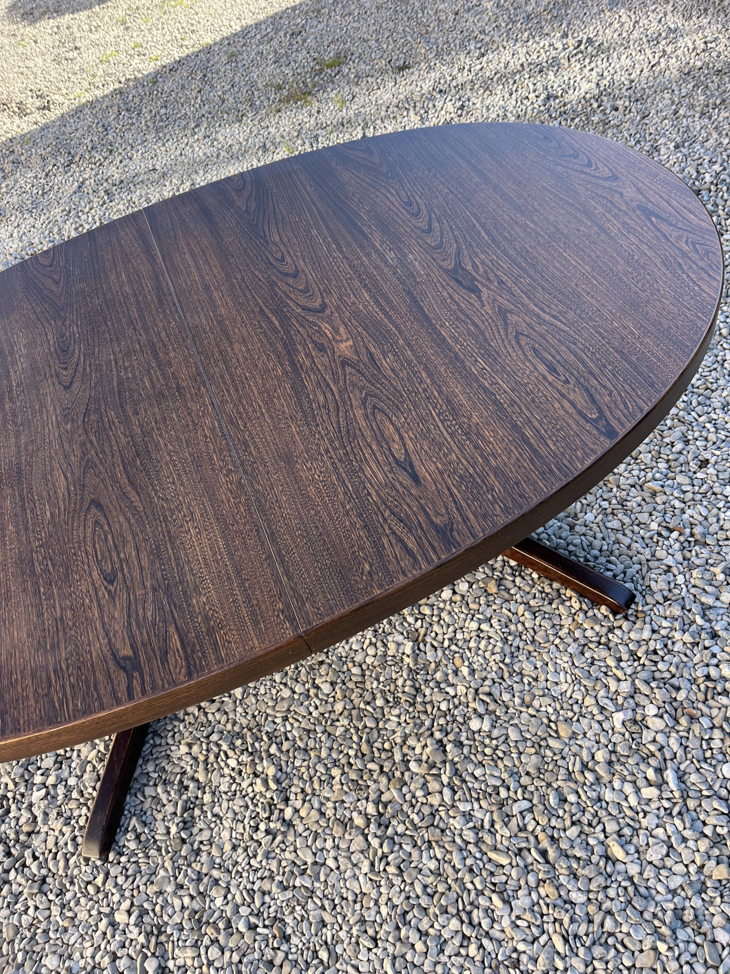 Vintage oval Baumann table in elm
