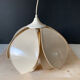Suspension fleur de lotus vintage