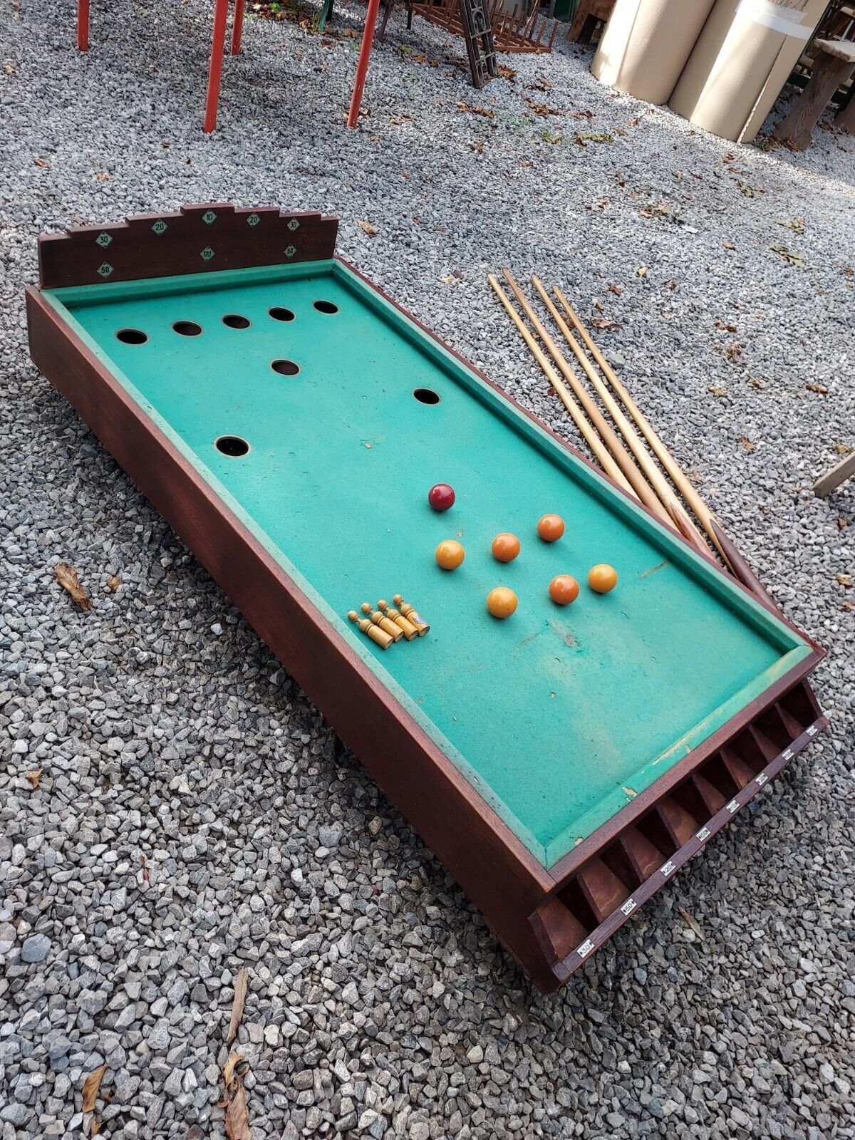 Russian table billiards
