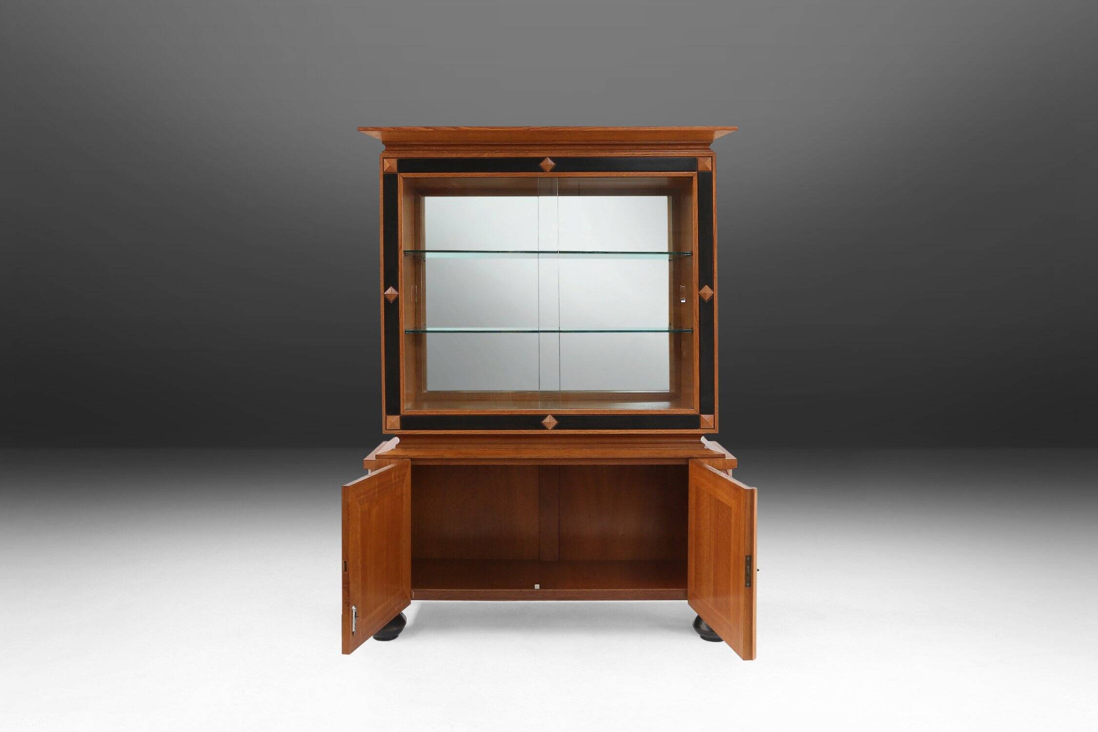 Late Art Deco Display Cabinet in Oak, Belgium 1940s