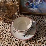 Lunch or chocolate cup with its earthenware saucer from Sarreguemines 1928 cornucopia
