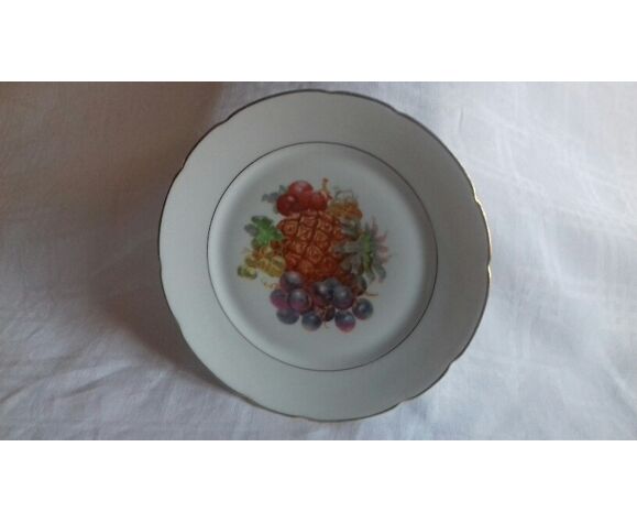Lot de 6 assiettes en porcelaine décorées de fruits divers | Selency
