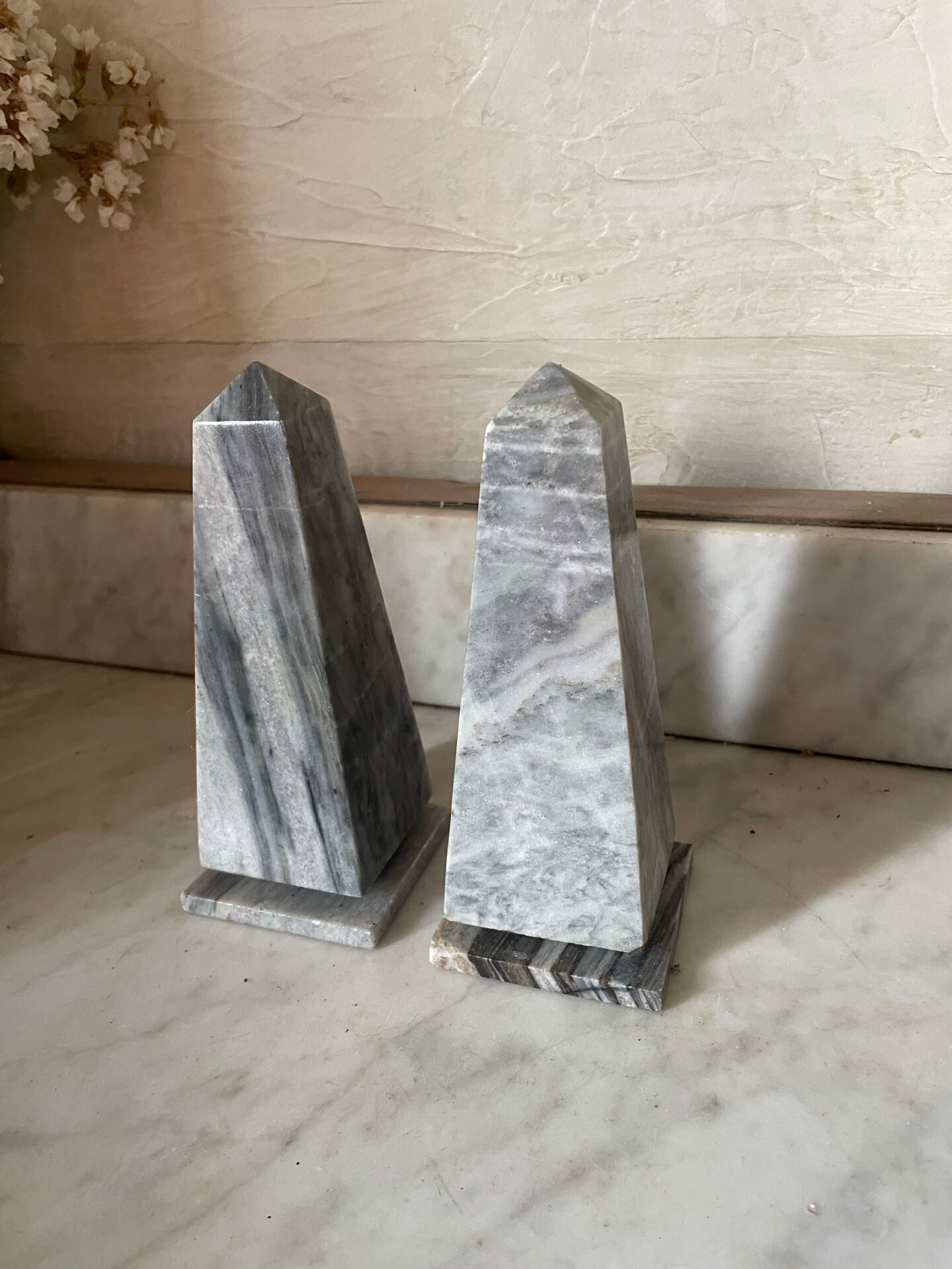 pair of obelisk bookends in marble Art Deco style