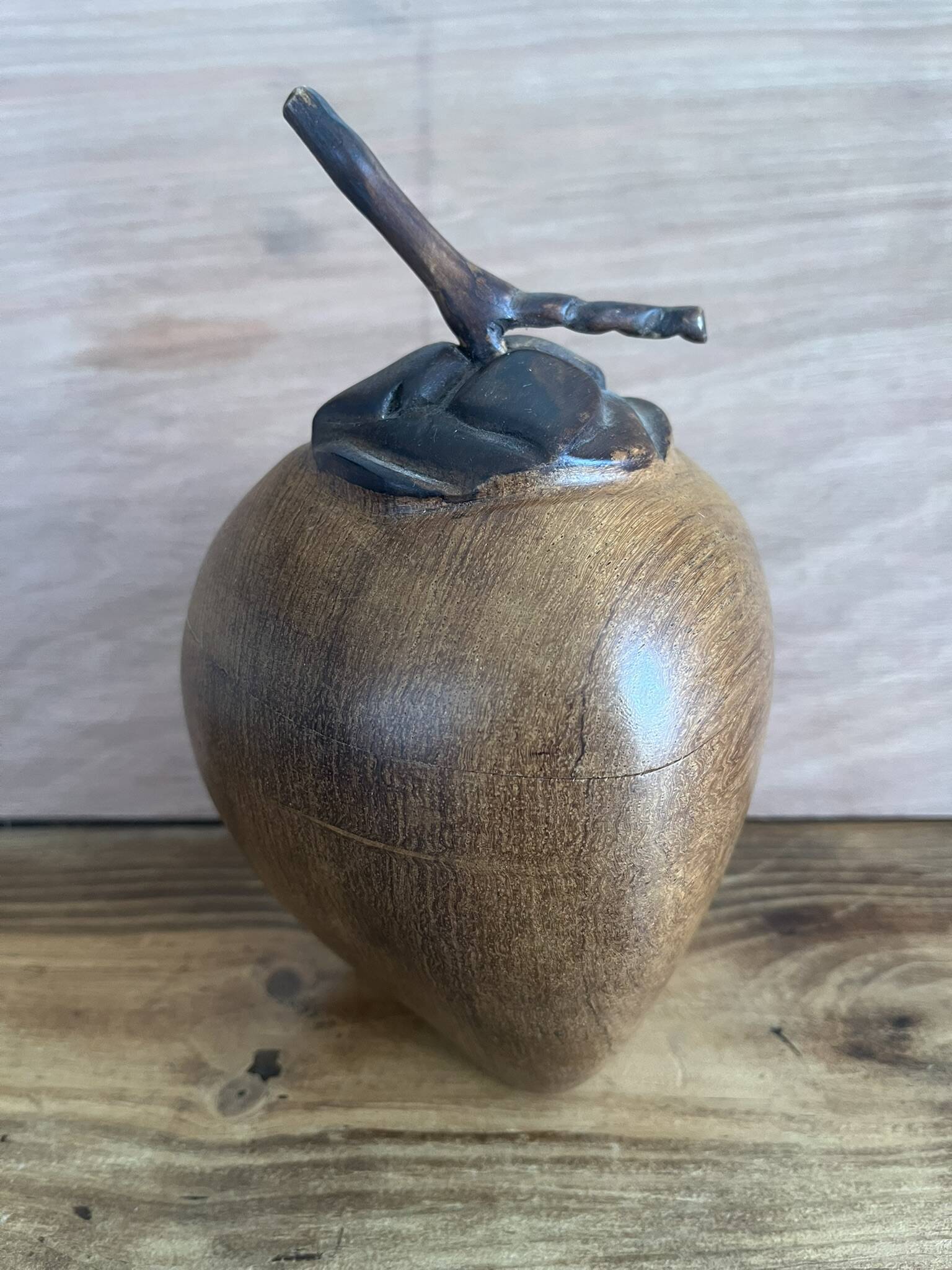 Boîte décorative en bois en forme de gland