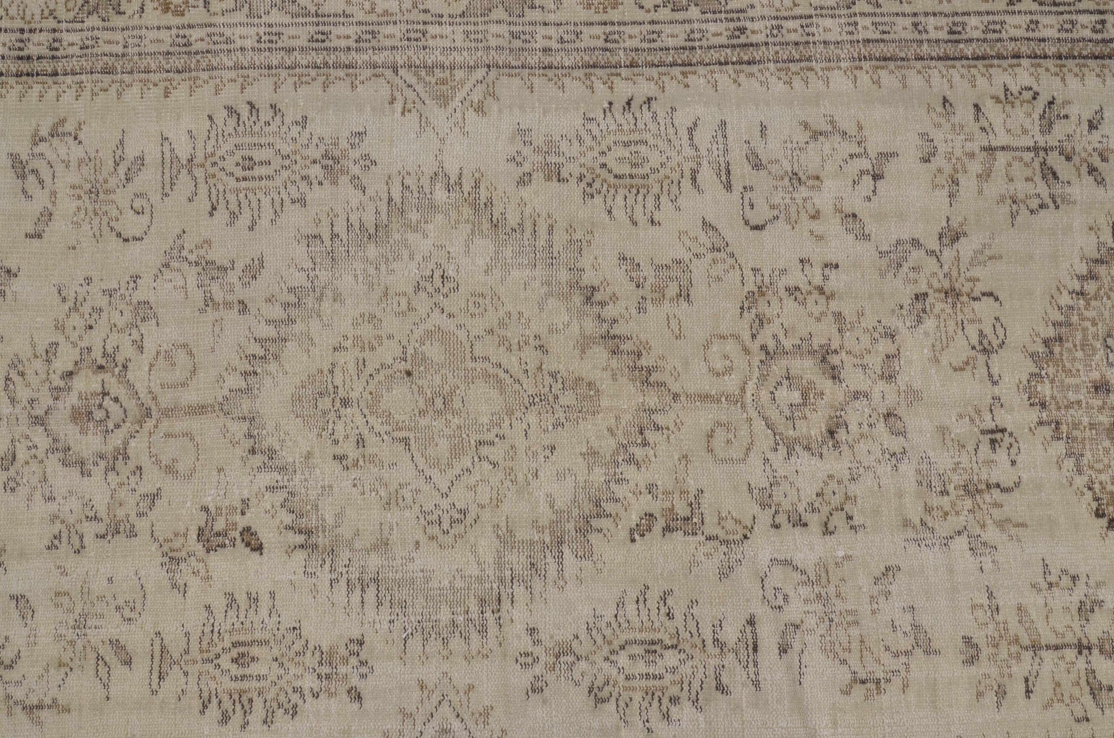 Tapis Oushak beige