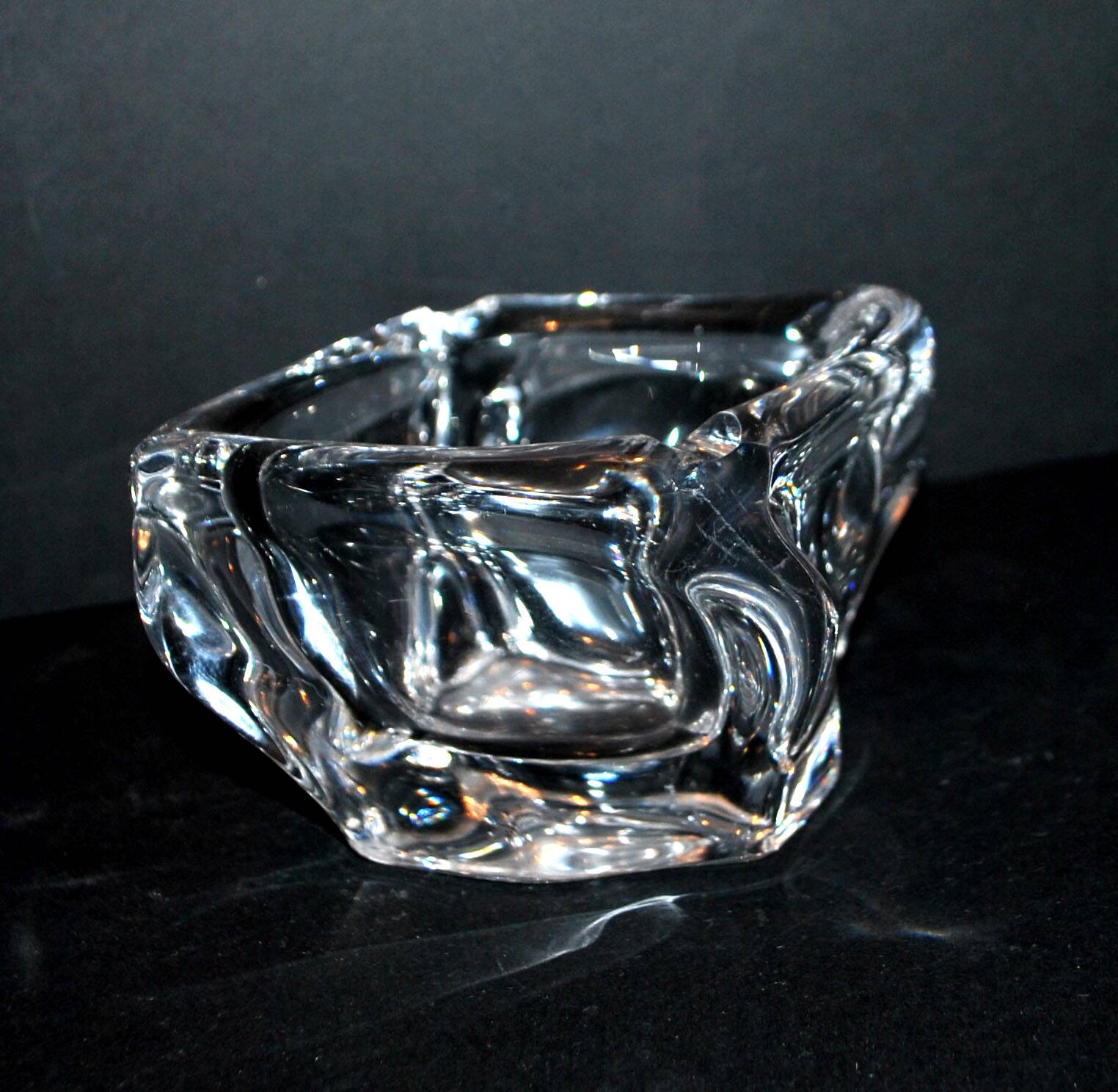 Ashtray in blown crystal DAUM France DESIGN Modernist 1960