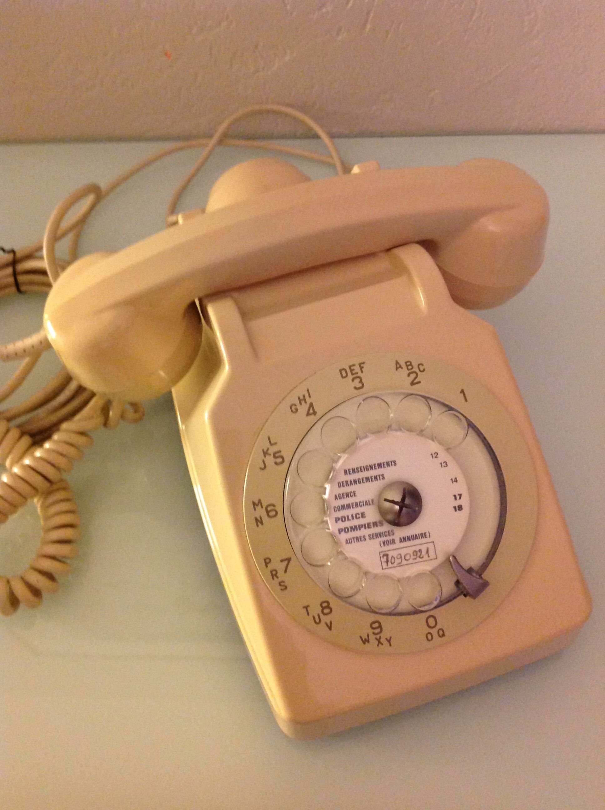 Phone ivory 1970