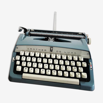 Machine à écrire Brother de Luxe