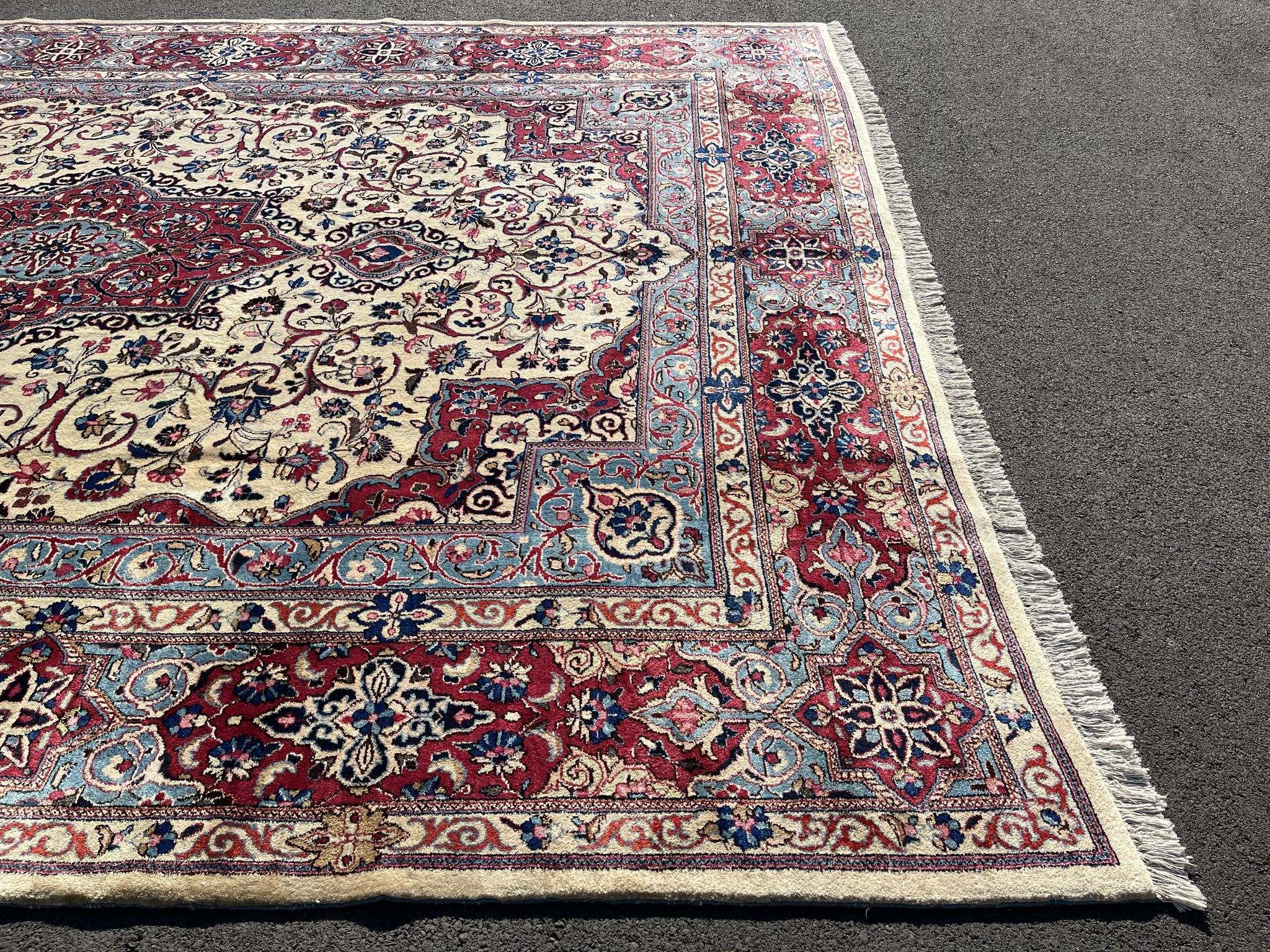Tapis Kashmar Signé : "Royal" Vers 1950. 400x300 cm