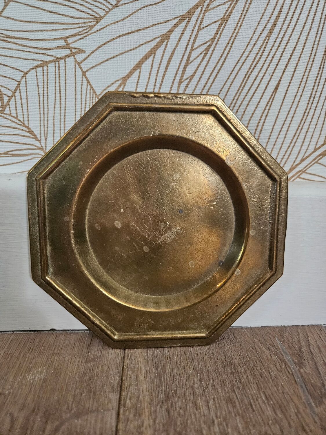 Hexagonal brass pocket tray