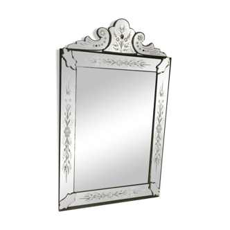 Venice mirror