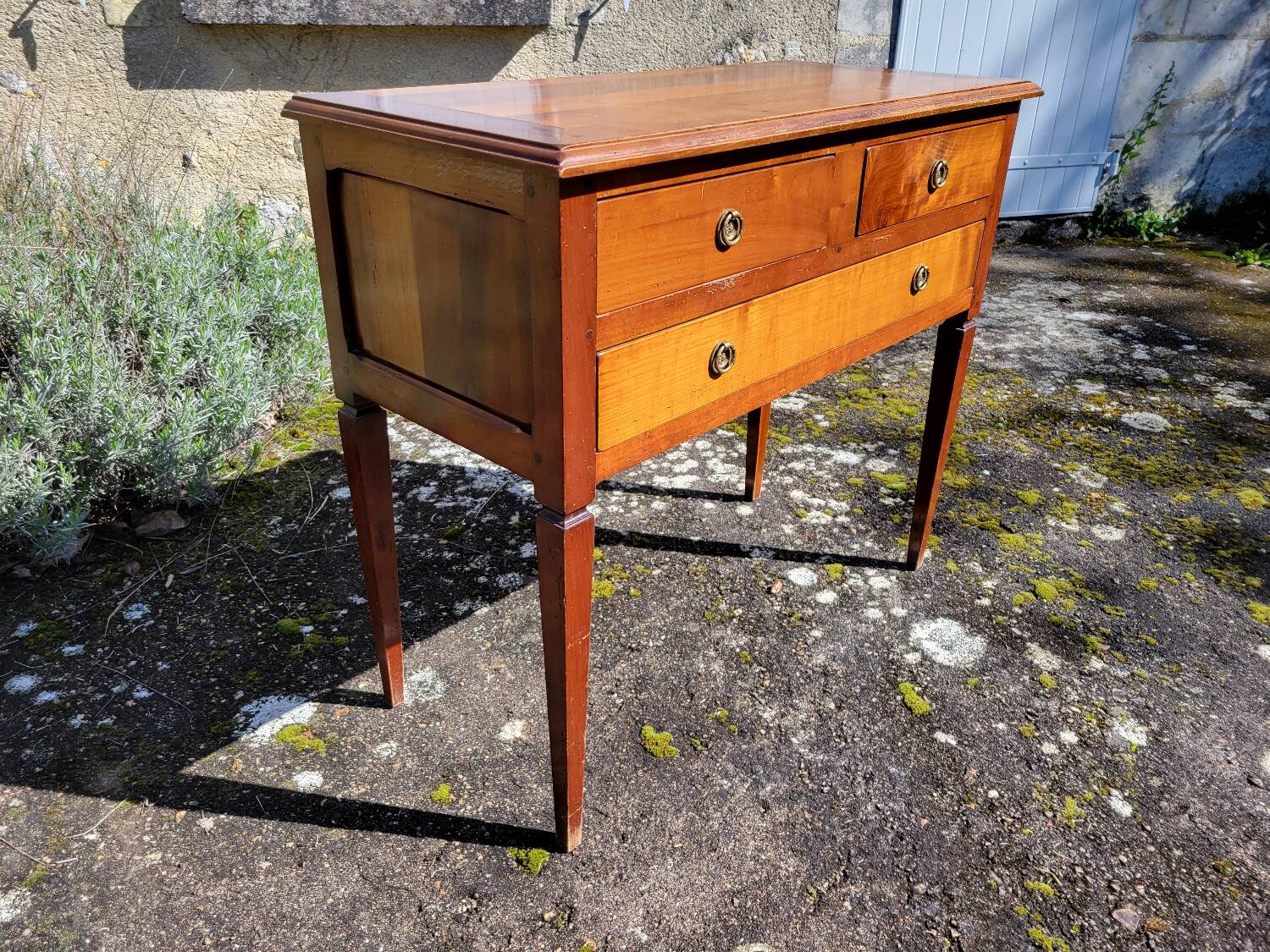 Cherrywood console chest of drawers with 3 drawers