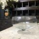 Saladier en verre sur pied