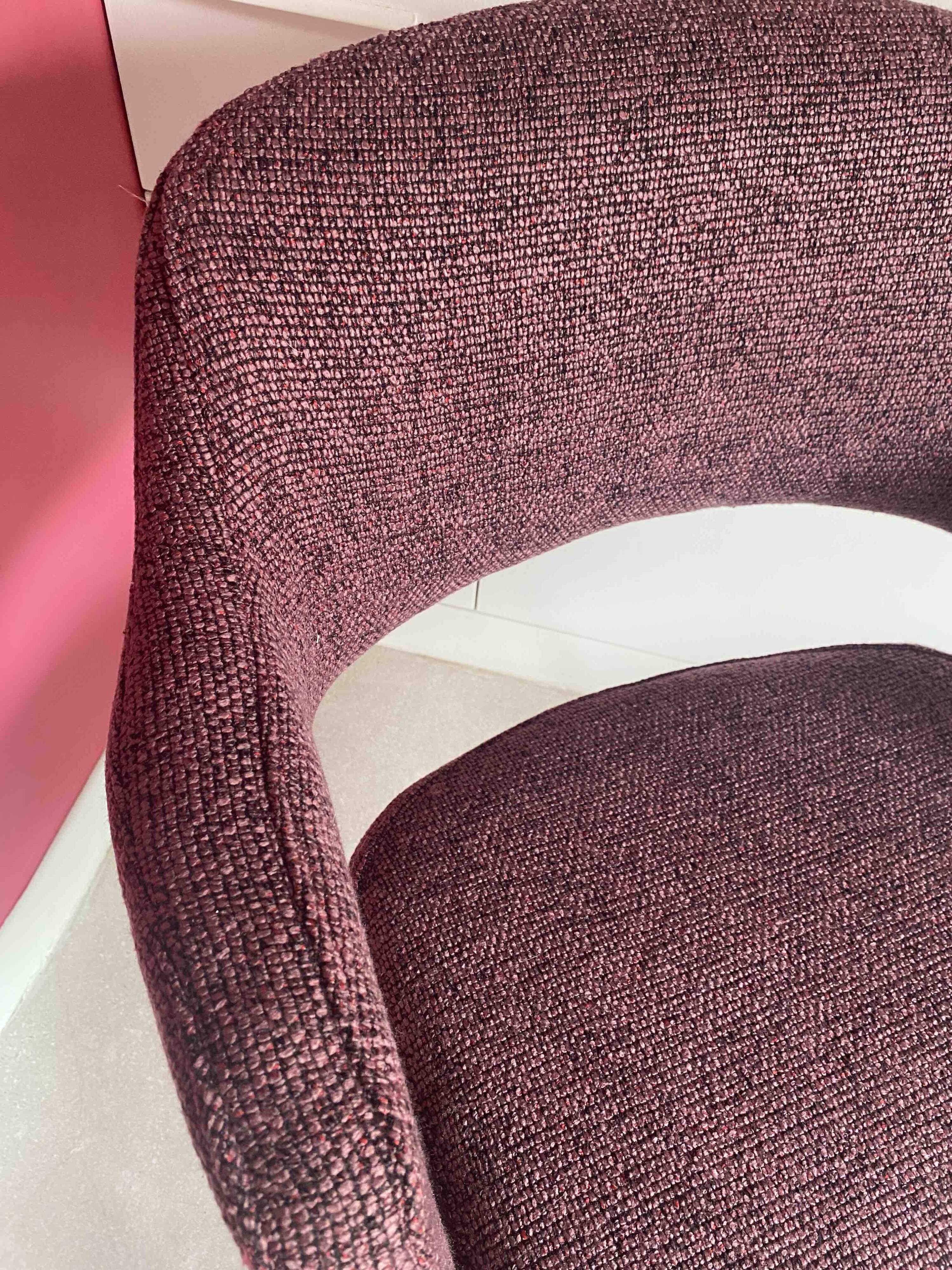 Conference Armchair (2) and Chair (1) set by Saarinen for Knoll