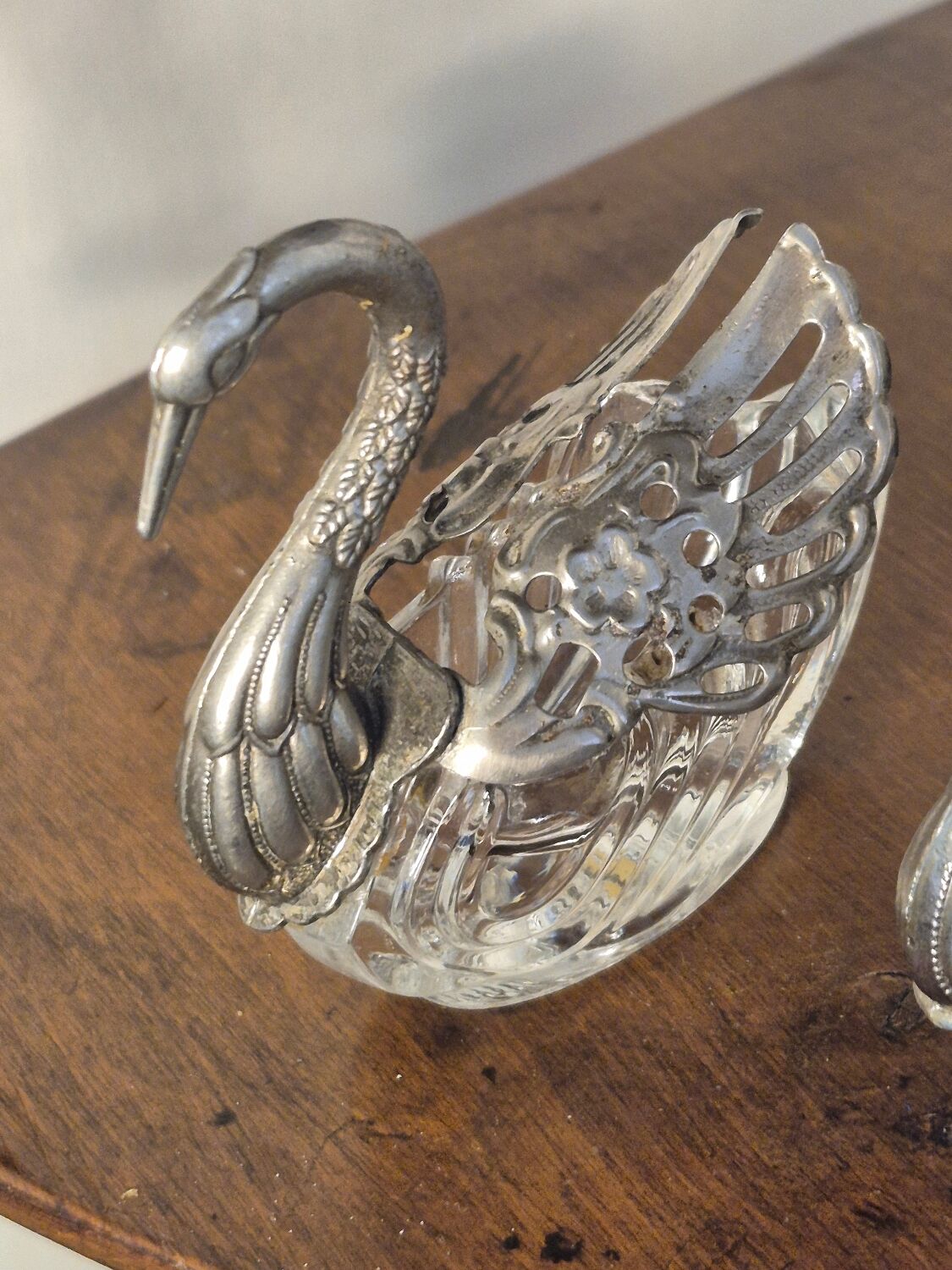 Swan salt shakers