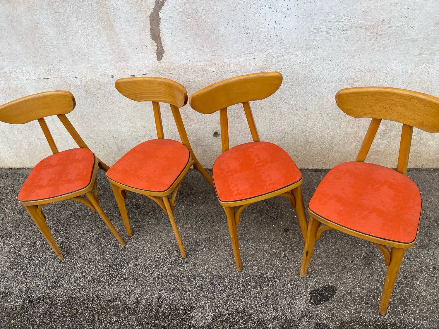 4 Luterma banana bistro chairs