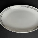 2 oval porcelain dishes