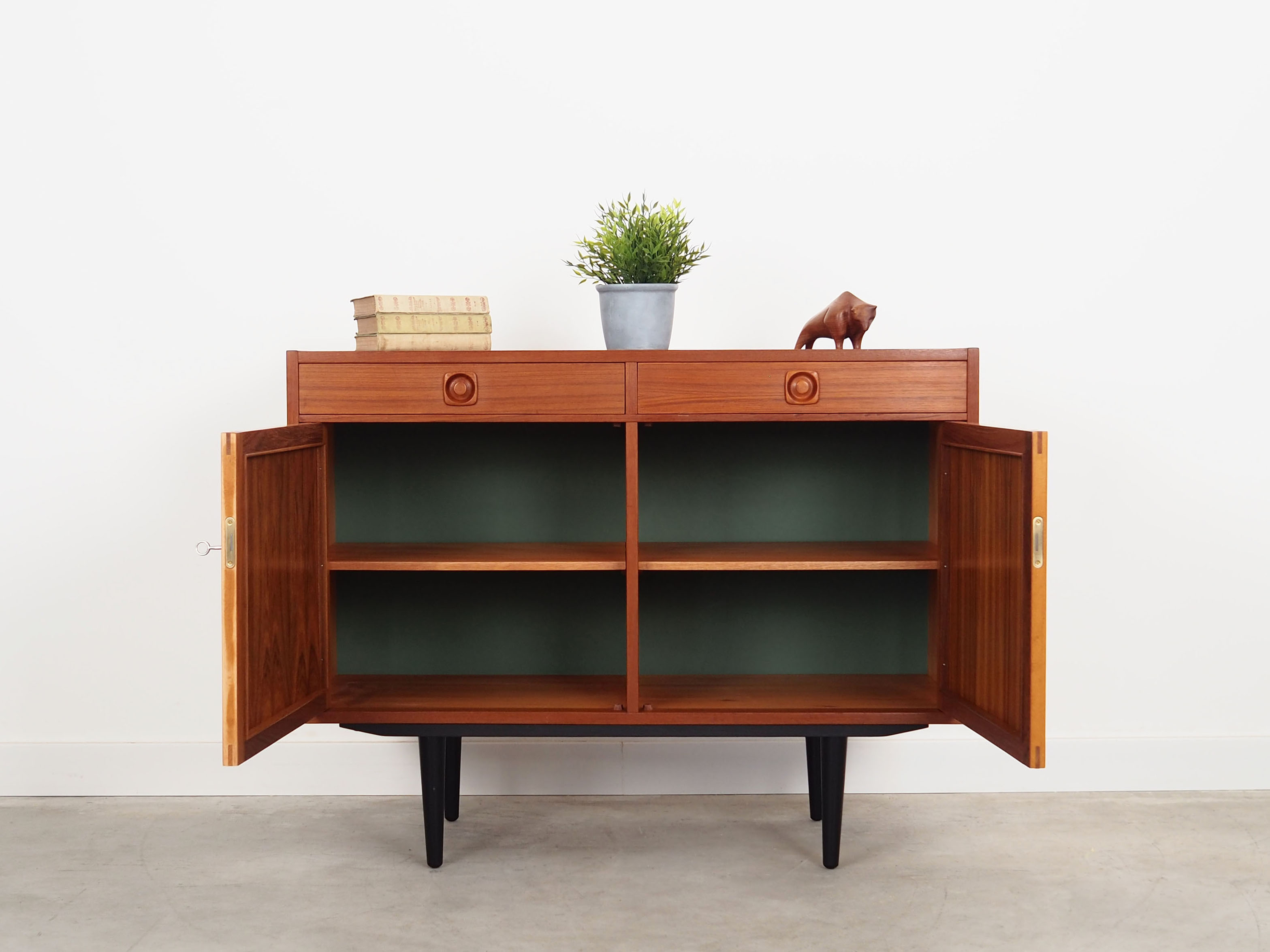 Teak dresser, Danish design, 1970s, production: Denmark