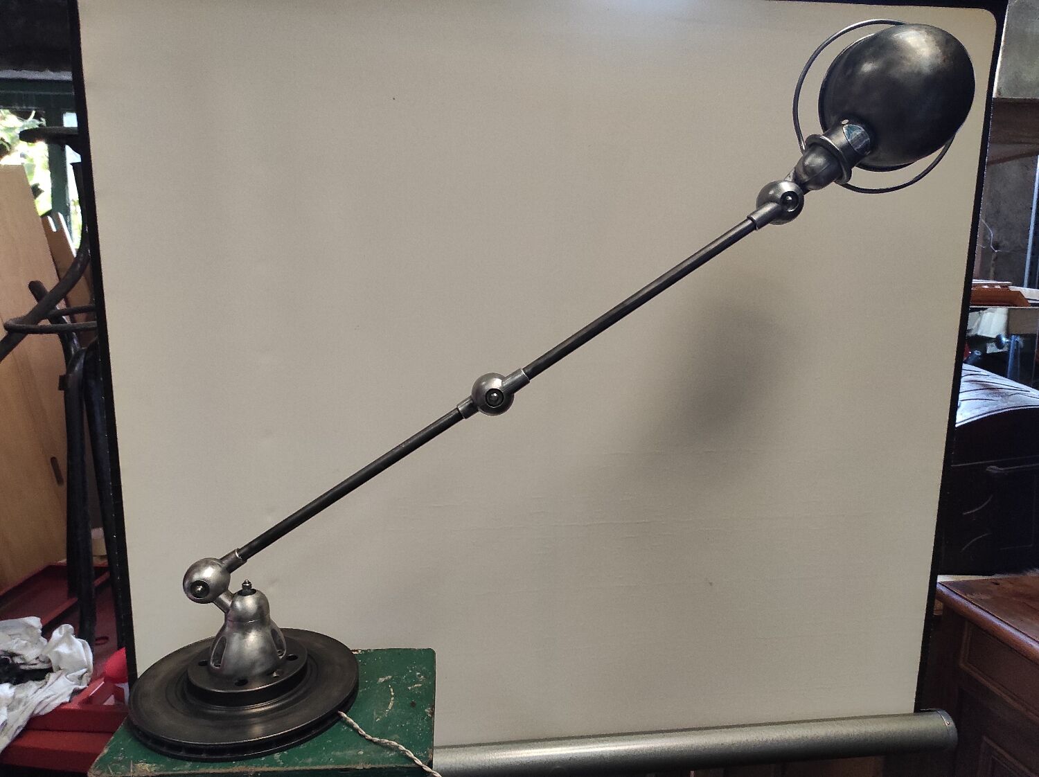 Workshop lamp Jieldé 2 industrial arm patina graphite rifle barrel