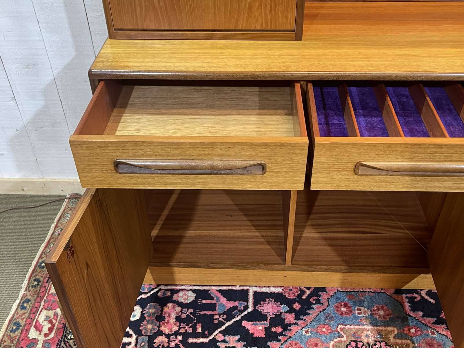 Enfilade bar GPLAN in teak from the 1970s.