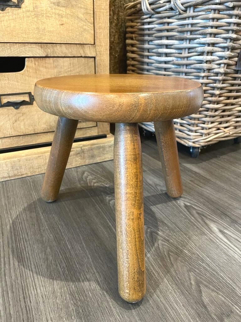 Tripod tabouret