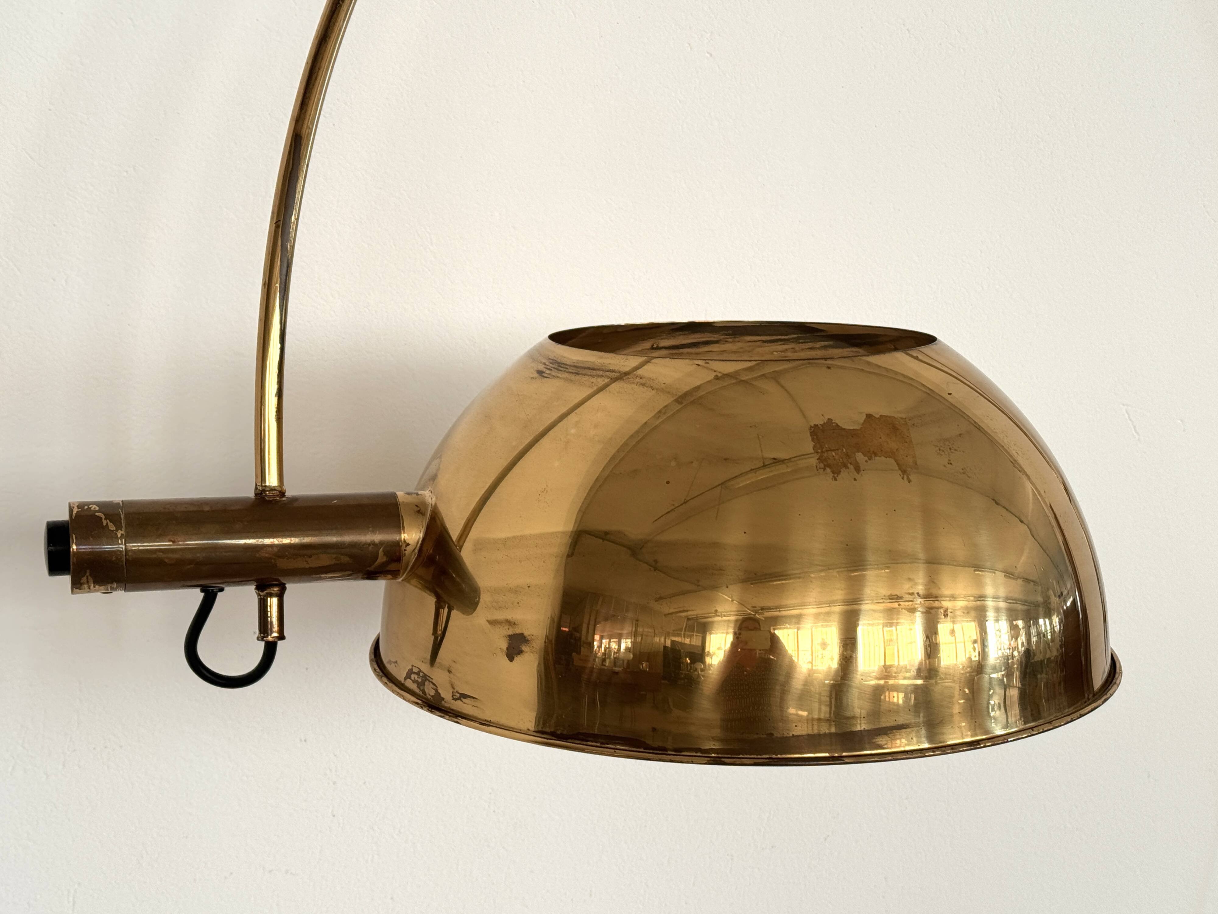 Lampe murale vintage à arc Florian Schulz XL BOCA en laiton, années 1970
