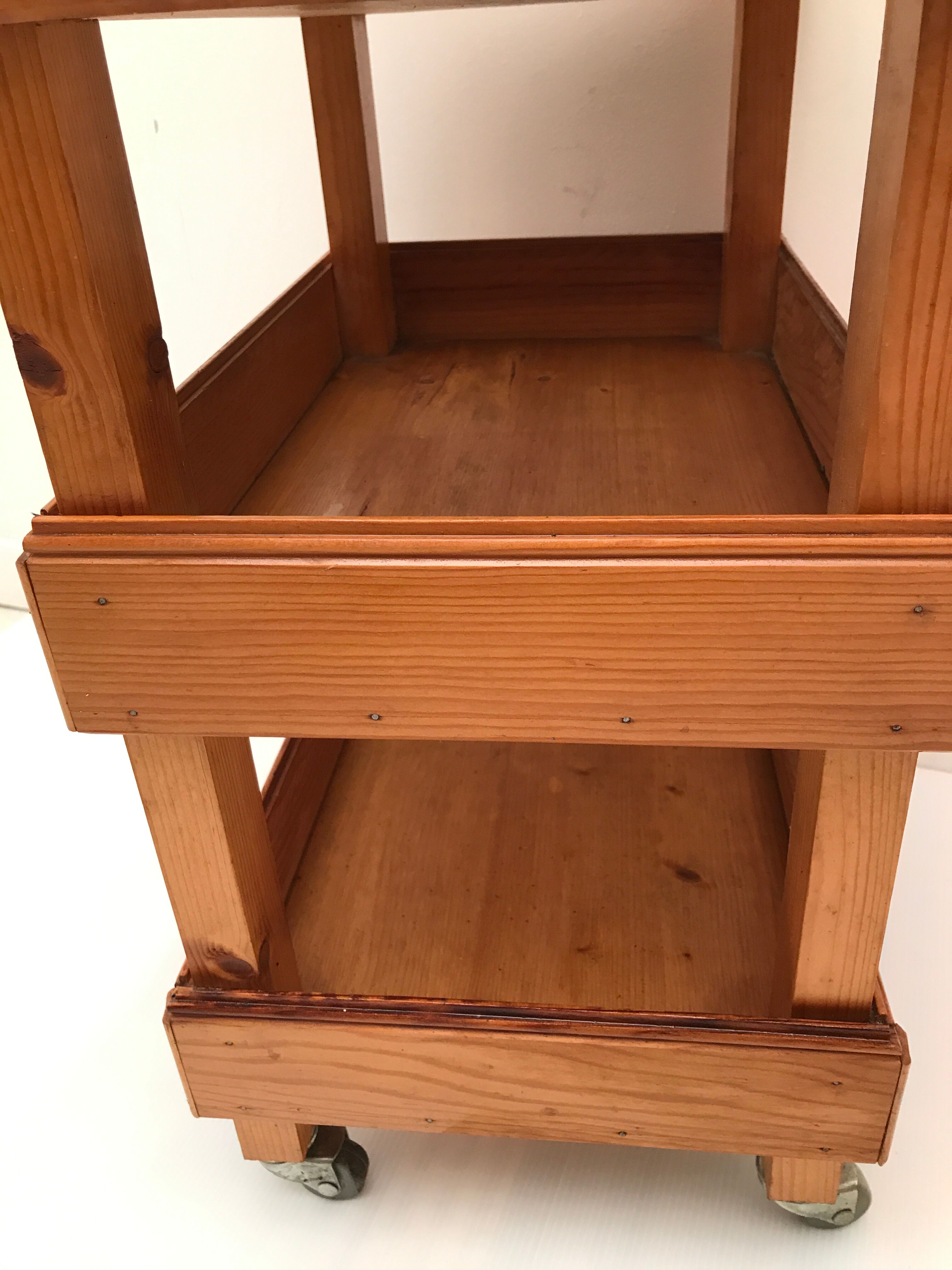 Vintage wooden rolling dessert