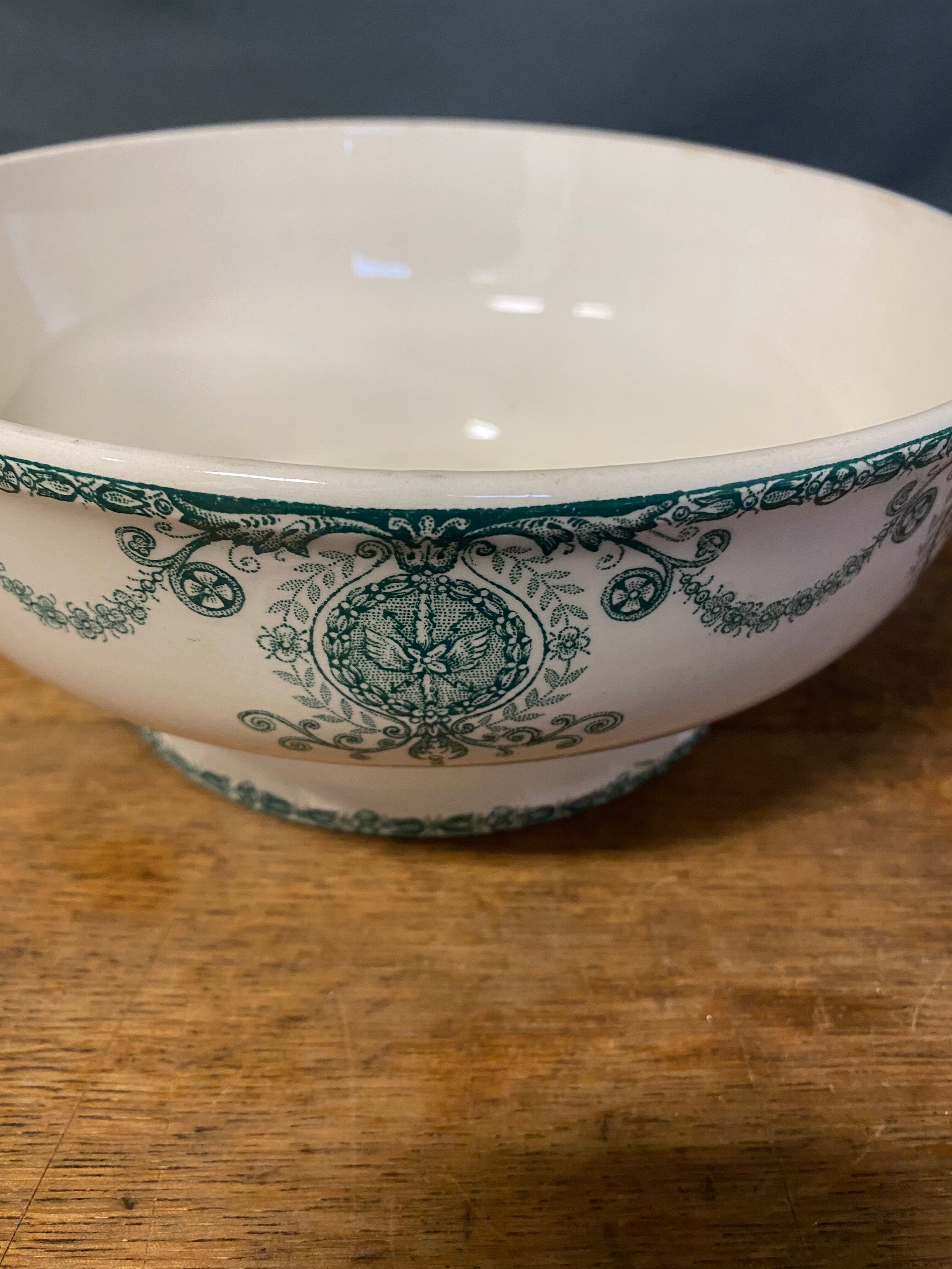 Ancient iron earth tureen, diameter 21 cm