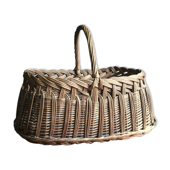 Vintage basket in woven wicker