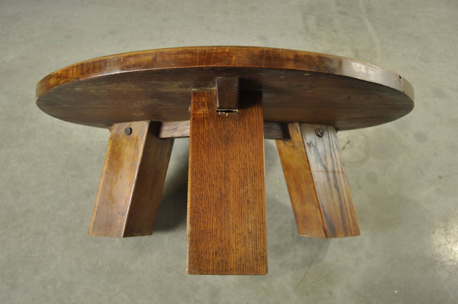 BRUTALIST / massive oak round coffee table / 1970s