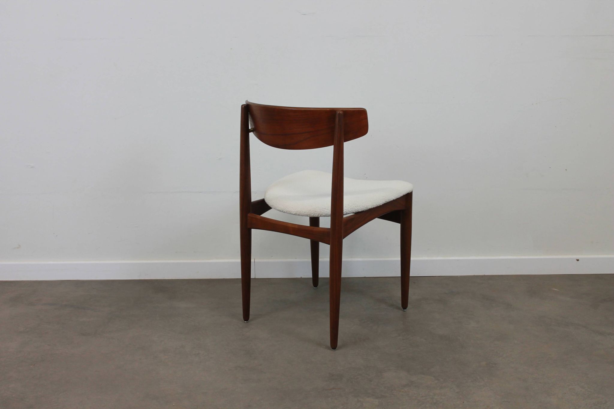 Set de 4 chaises scandinaves