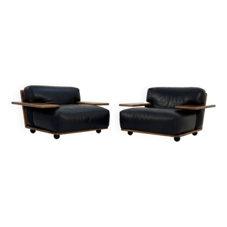Pair of "Pianura" armchairs in black leather by Mario Bellini for Cassina, 1970