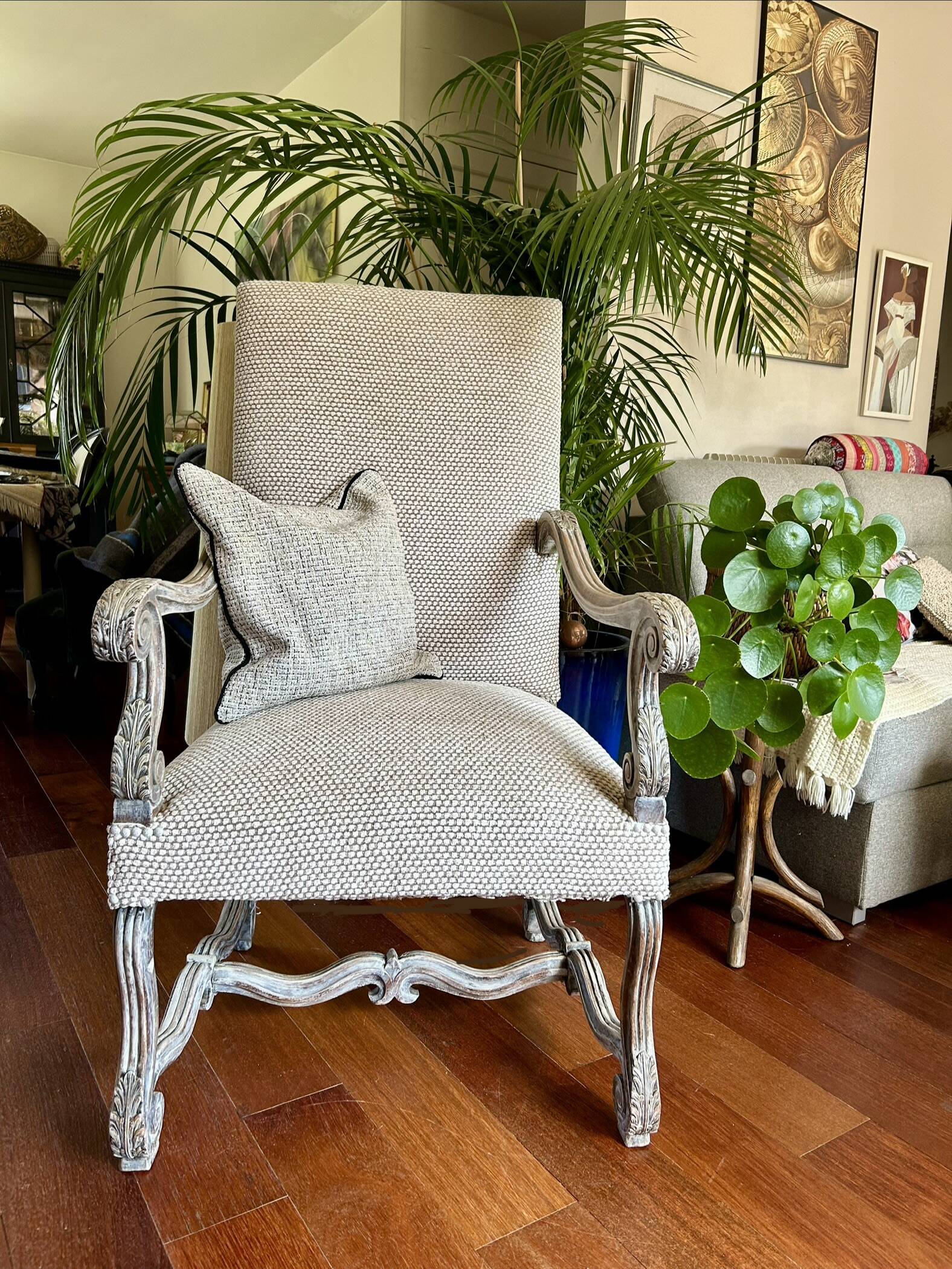 Restored Louis XIII armchair – textured beige fabric