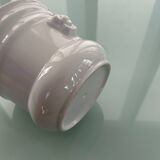 Cache-pot en porcelaine blanche