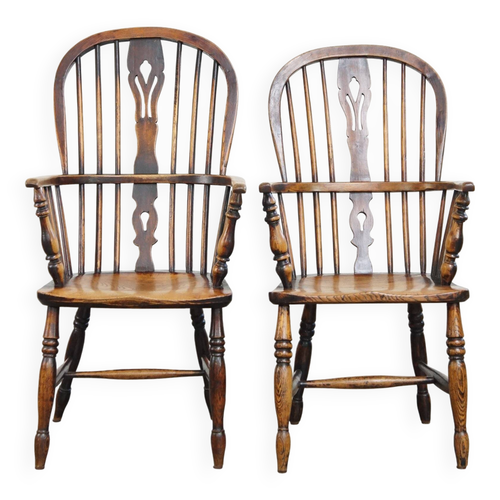Set of 2 antique English highback Windsor dining chairs