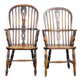 Lot de 2 chaises de salle à manger Windsor à dossier haut anglaises anciennes