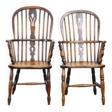 Set of 2 antique English highback Windsor dining chairs