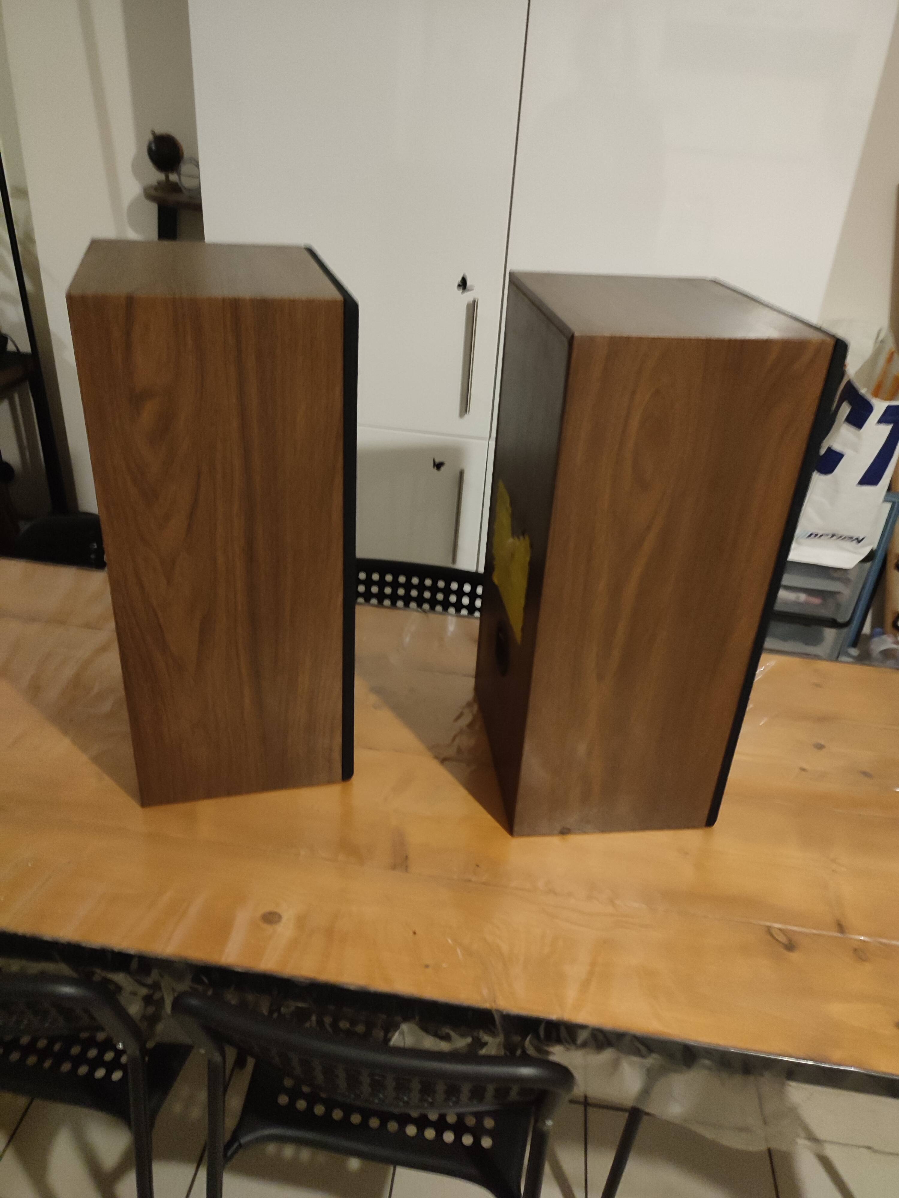 Pair speaker Cabasse analysis