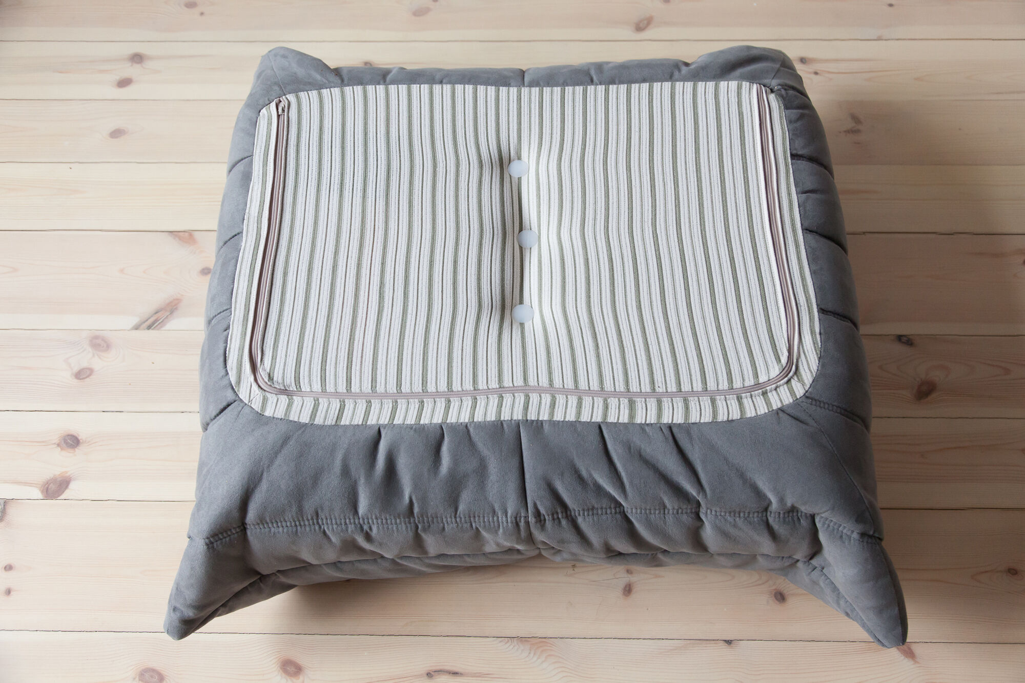 Set of sofas "Togo" model designed by Michel Ducaroy 1973