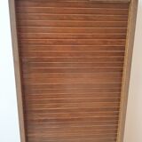 Curtain cabinet