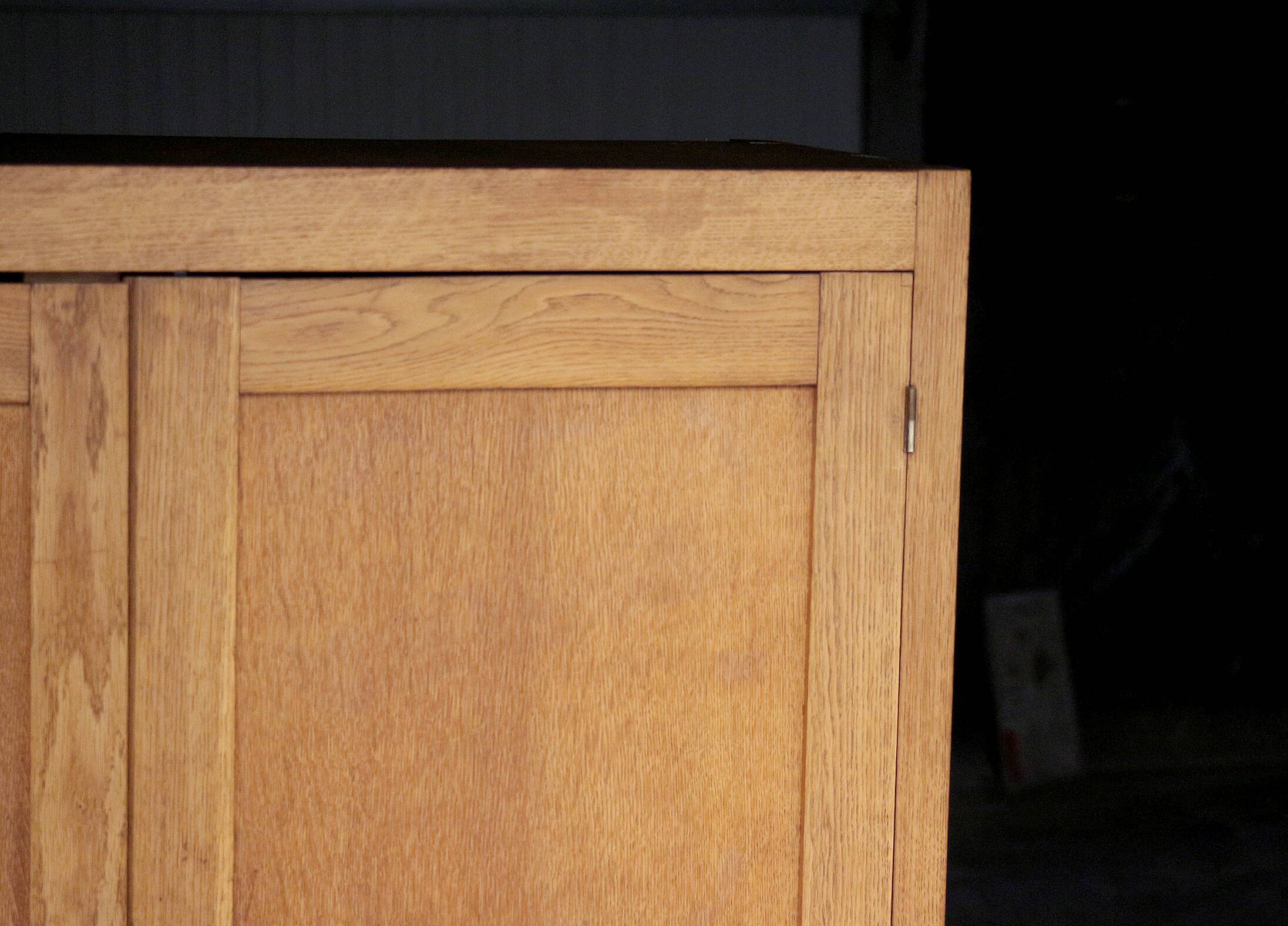 Parisian administrative cabinet from the 1950s. Blond oak.
