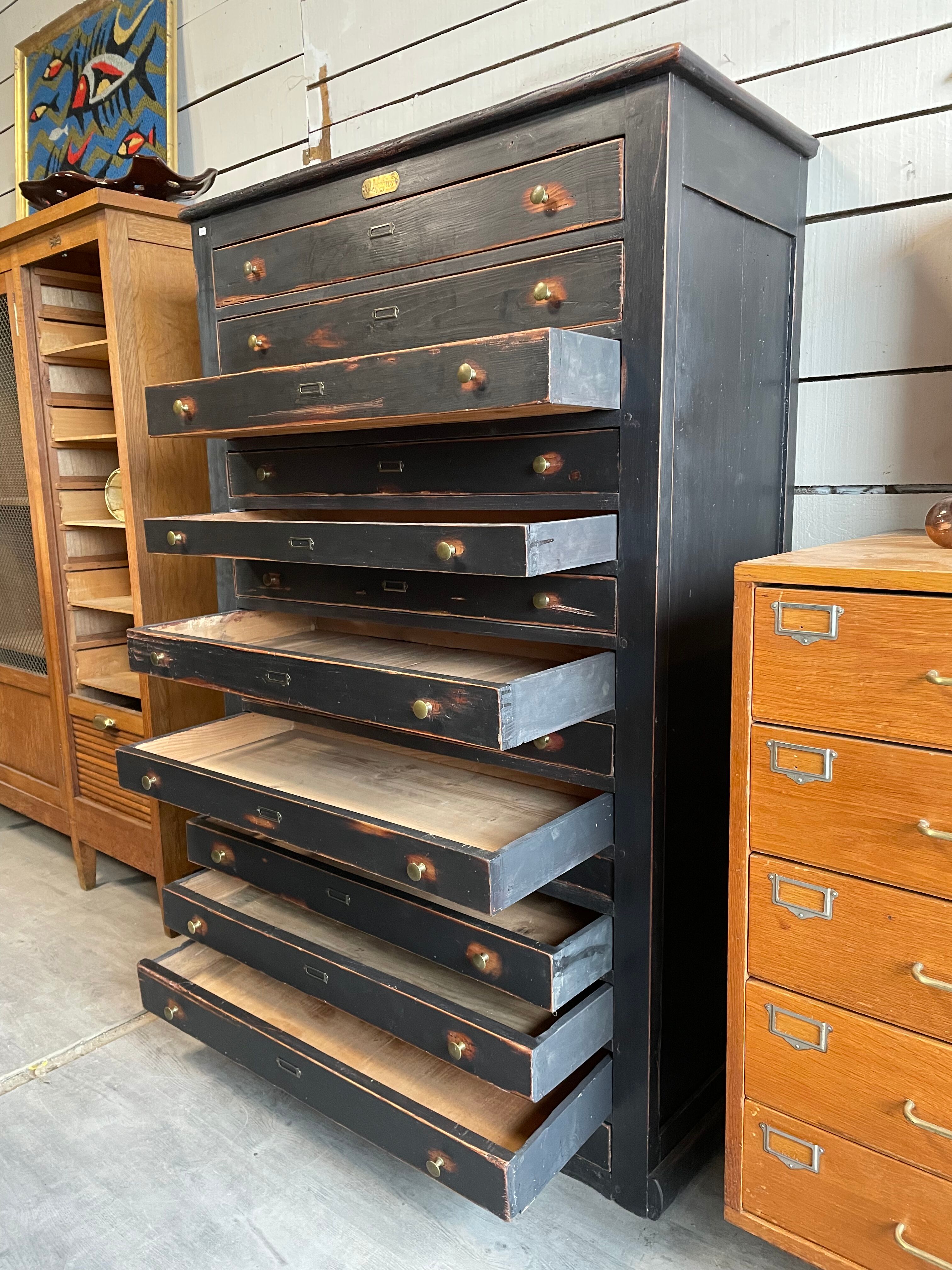 Trade cabinet storage 14 drawers